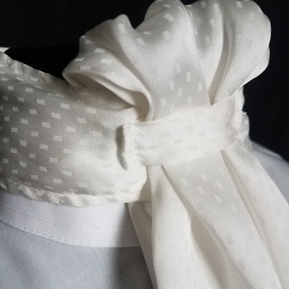 STOCK TIE Soft WHITE SILKY pre-tied by ORNAMENTS NEW